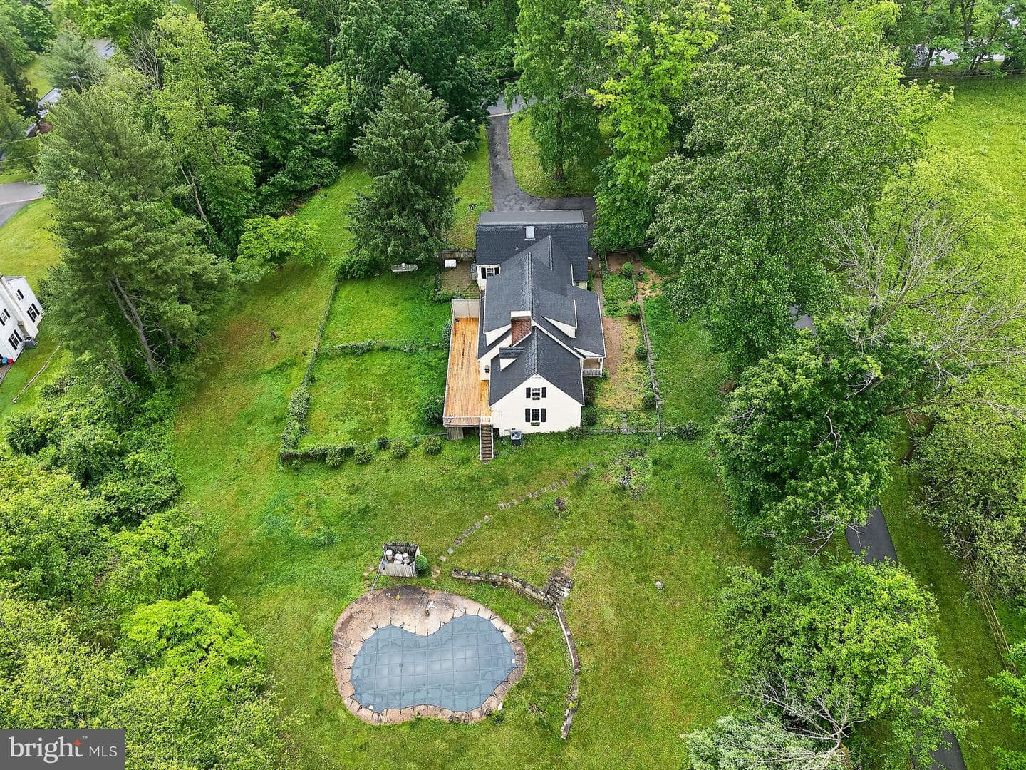 4091 Tinker Hill Rd photo 6