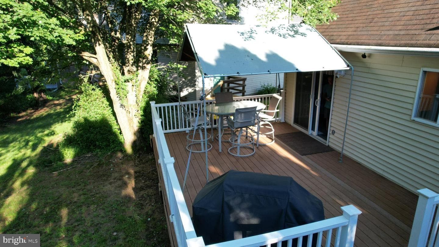 1210 New Hampshire Lane photo 37