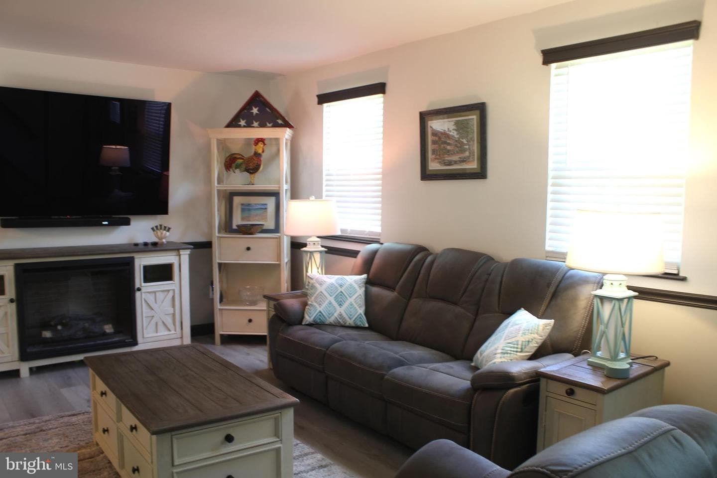 1210 New Hampshire Lane photo 6