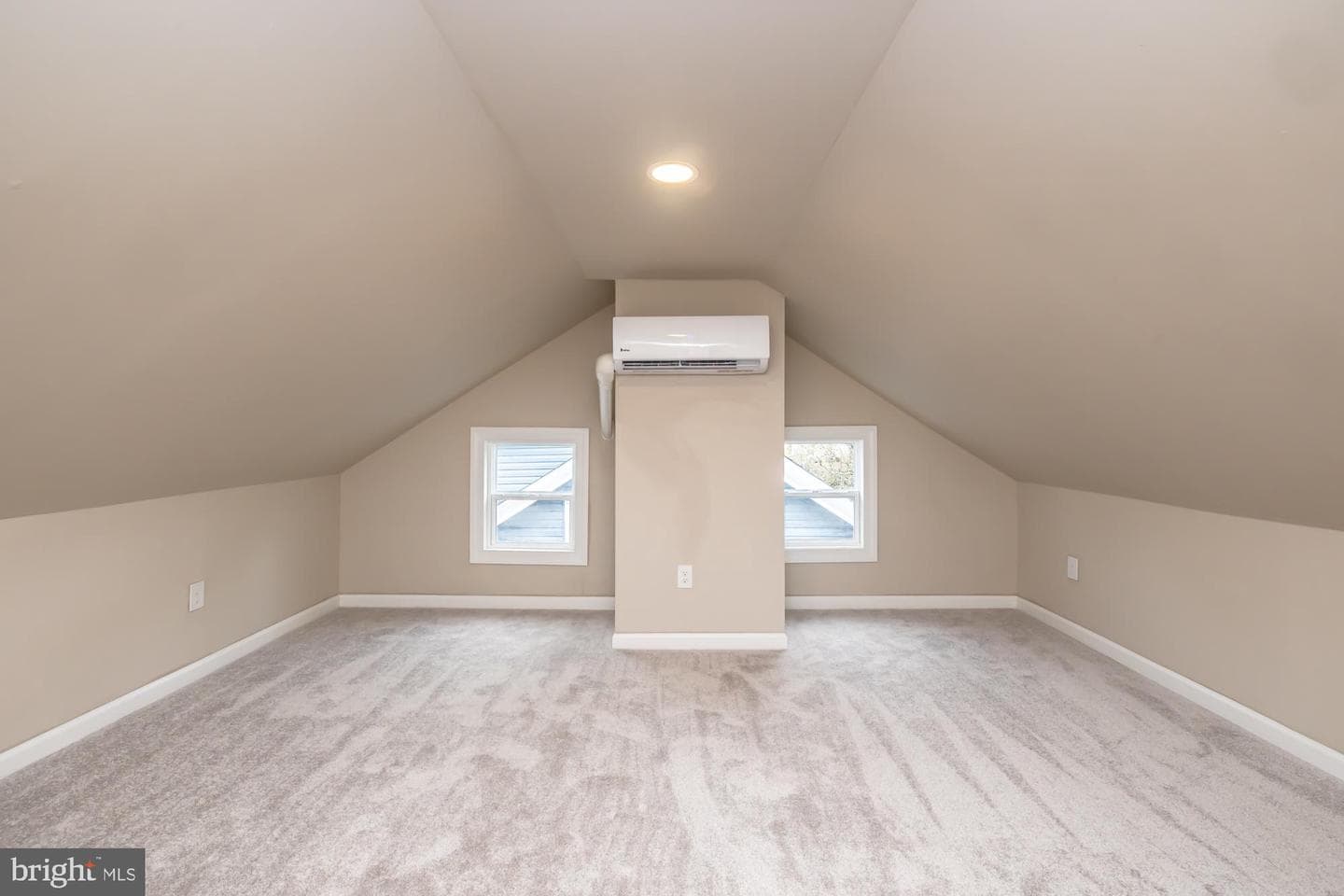 265 S Mount Airy Road photo 19