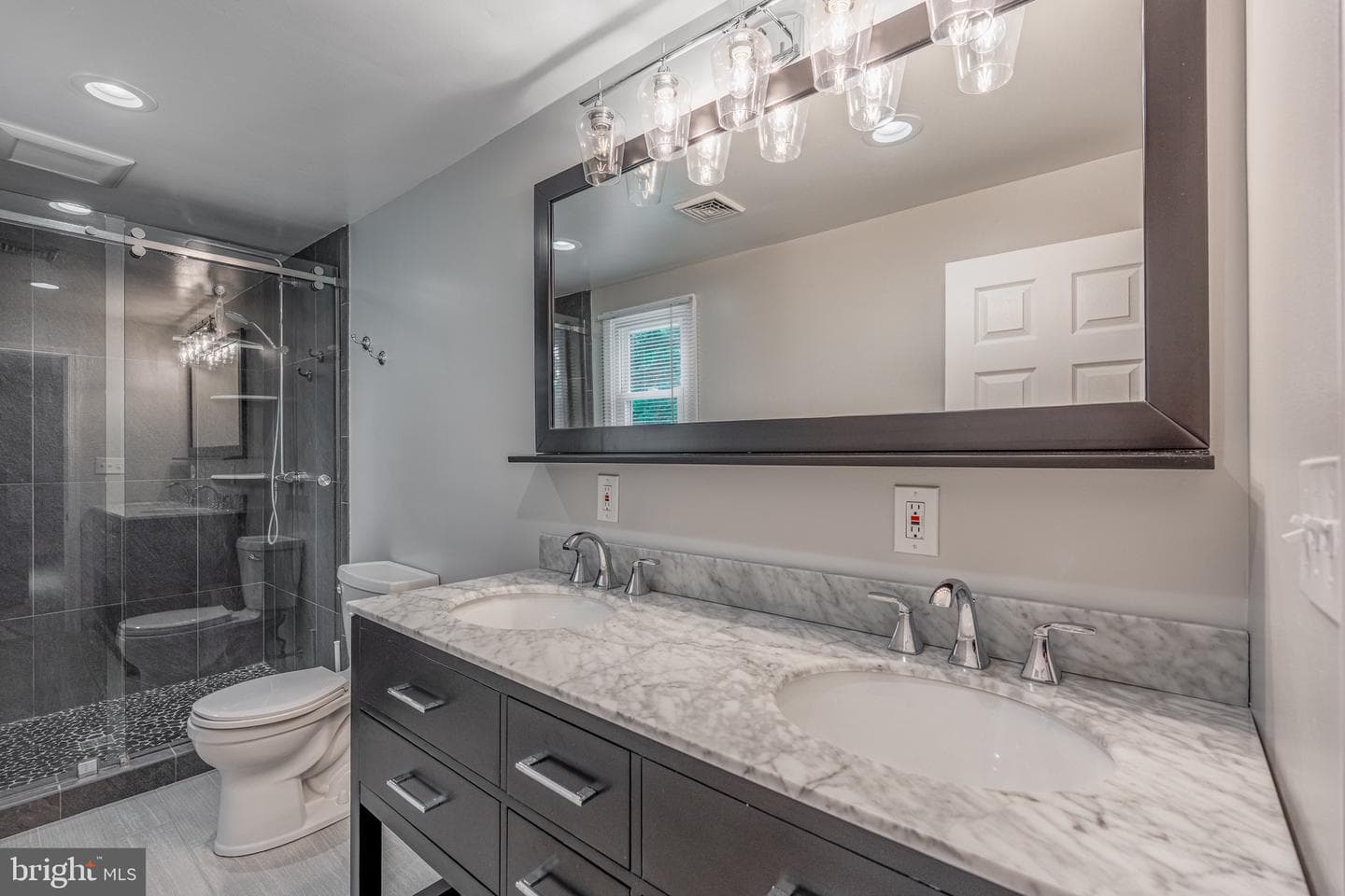 849 Parkside Avenue photo 13