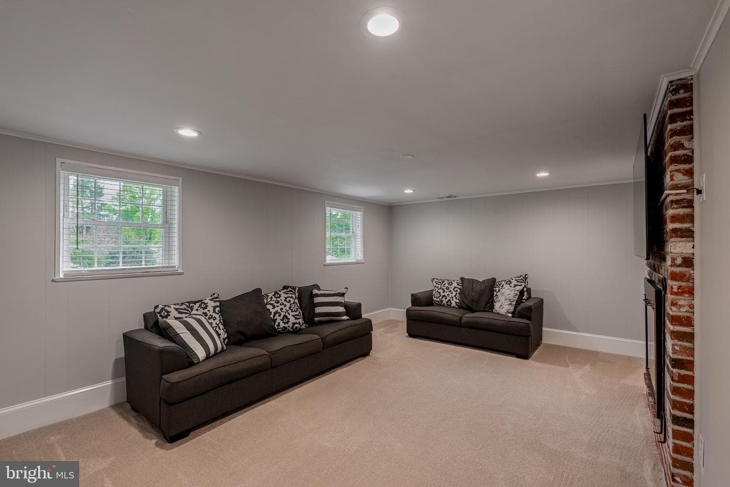 849 Parkside Avenue photo 22