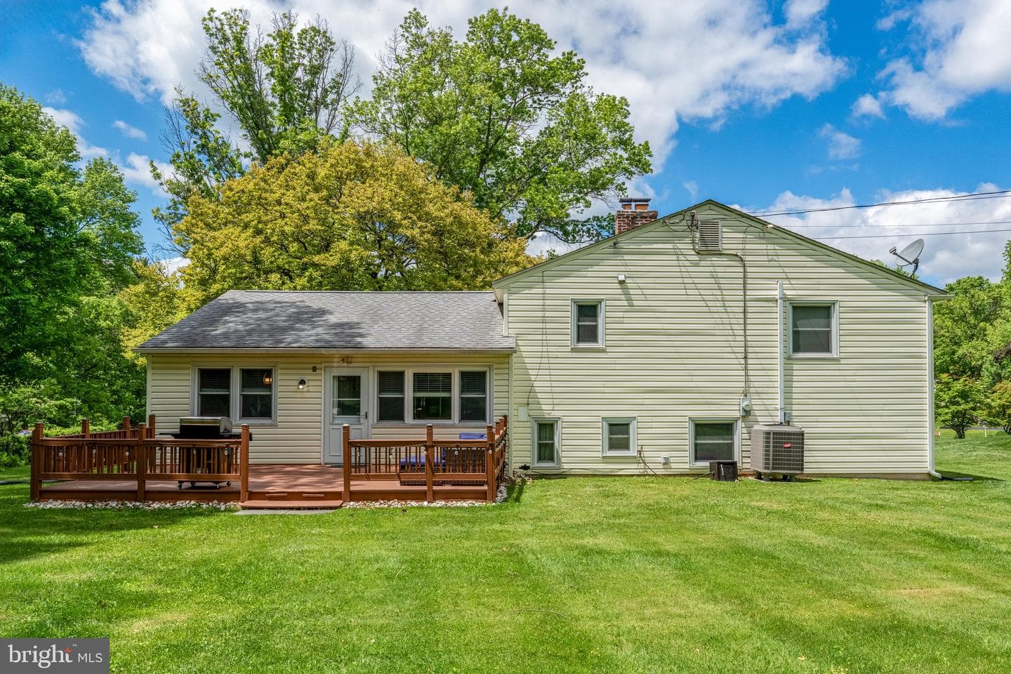 849 Parkside Avenue photo 28