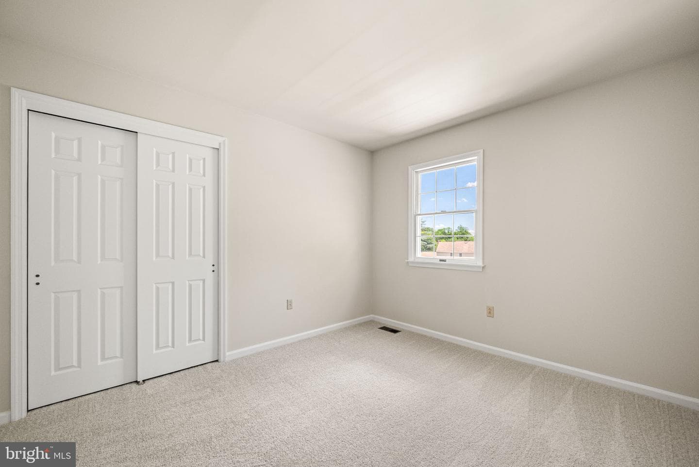 405 Scofield Lane photo 36