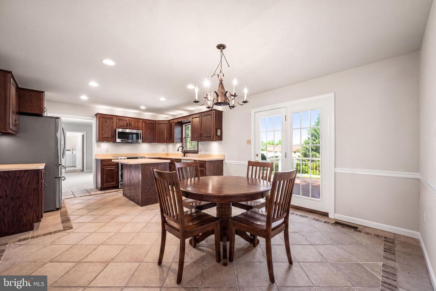 405 Scofield Lane photo 4