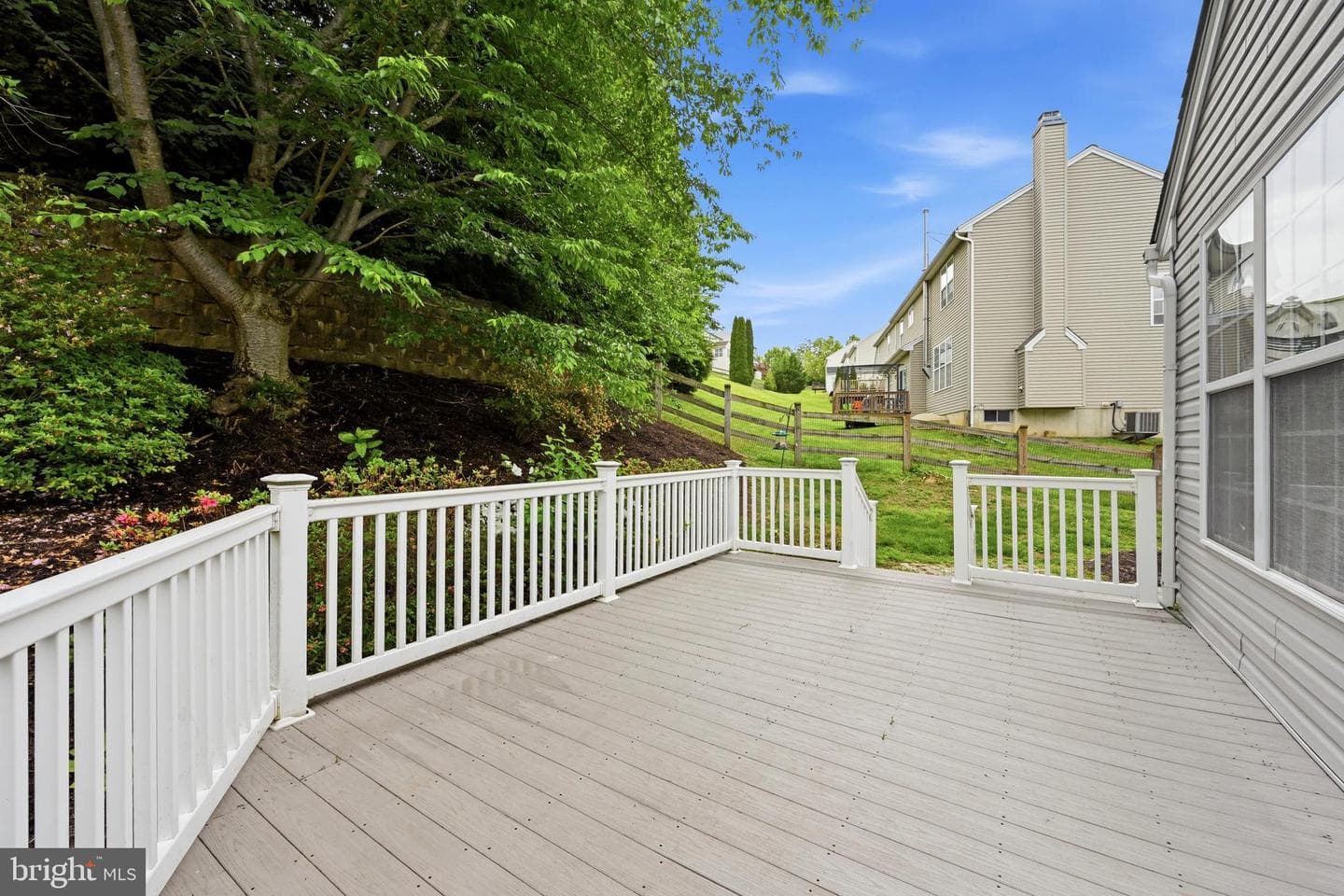 736 Meadowbrook Drive photo 33