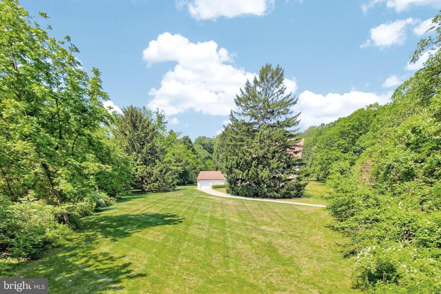 1 Spring Valley Road photo 46