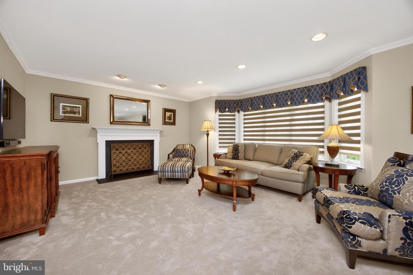 646 Perimeter Drive photo 13