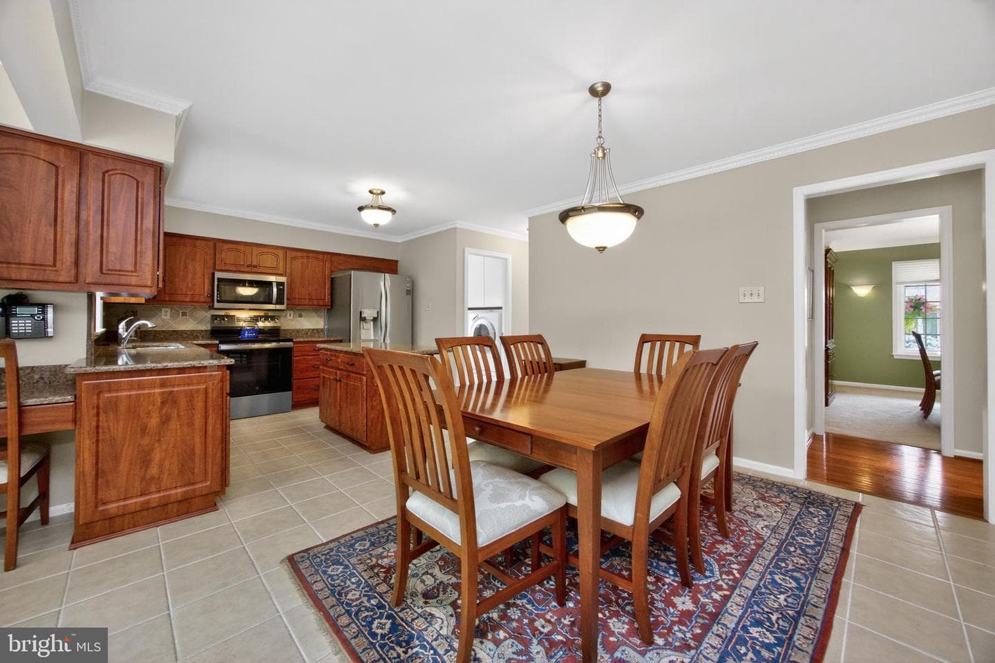 646 Perimeter Drive photo 16