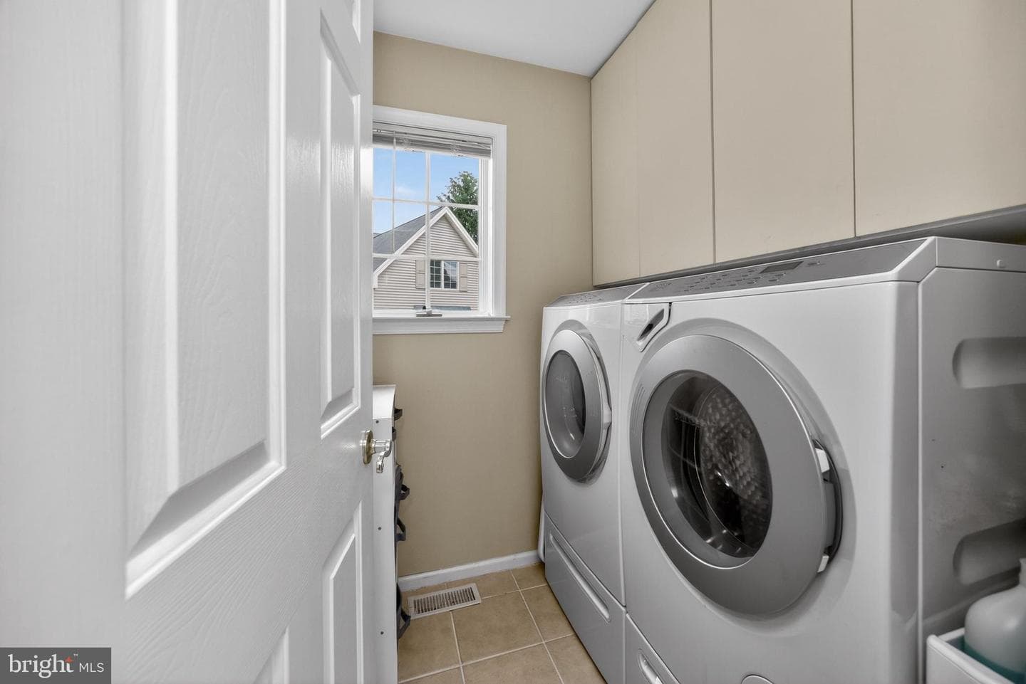 646 Perimeter Drive photo 20