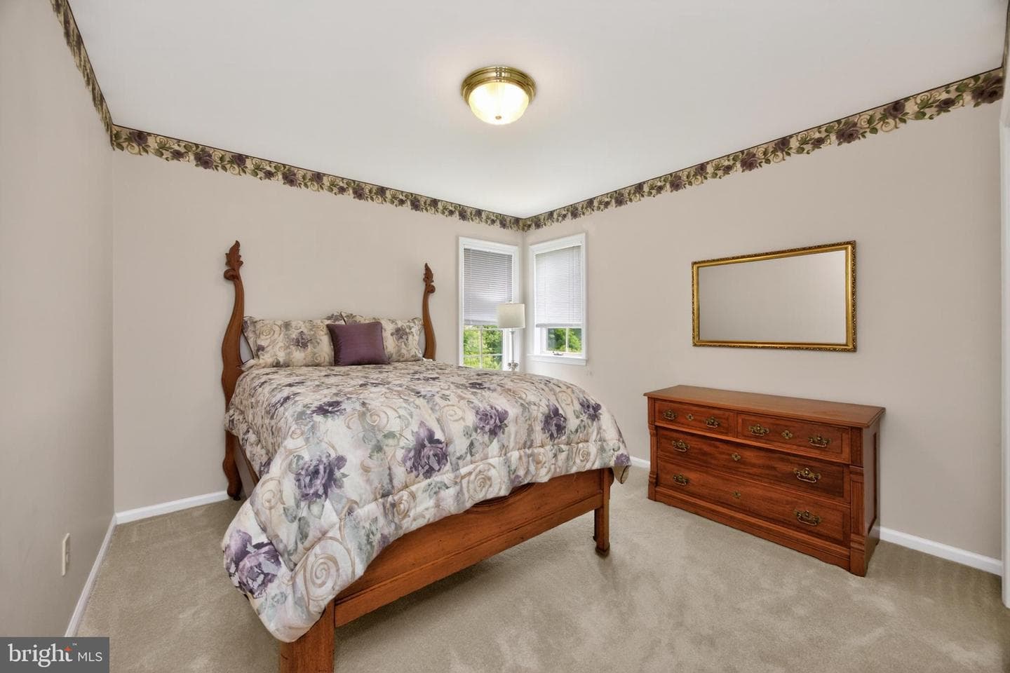 646 Perimeter Drive photo 31