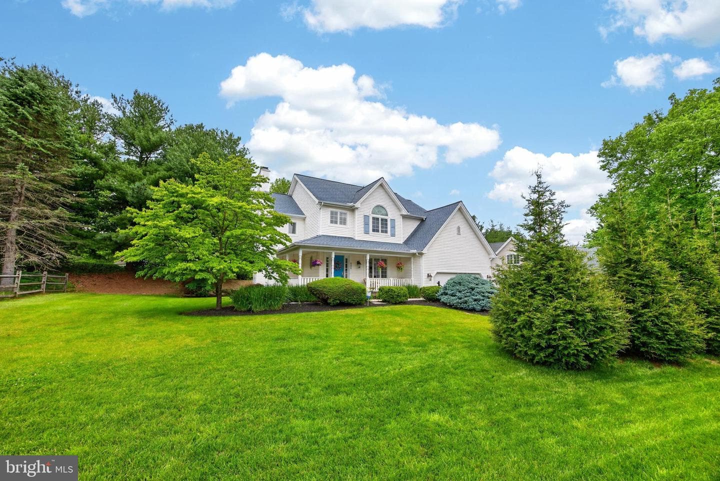 646 Perimeter Drive photo 33