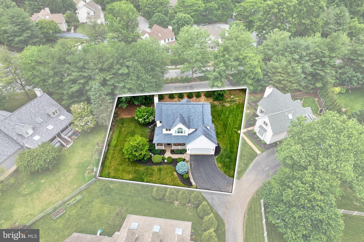 646 Perimeter Drive photo 36