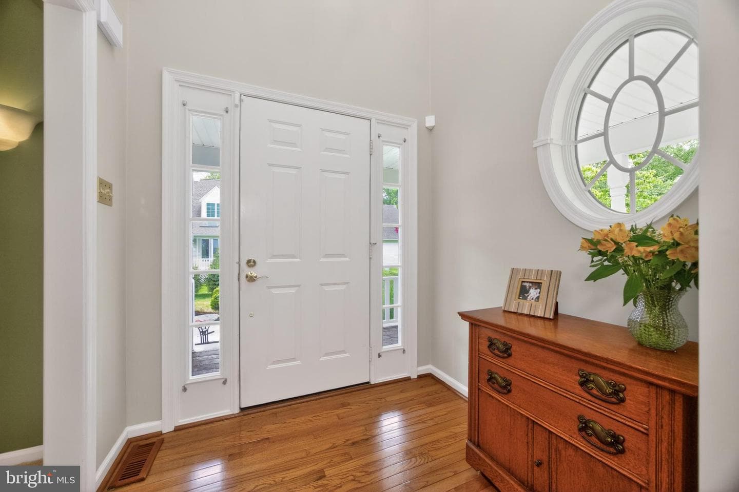 646 Perimeter Drive photo 9