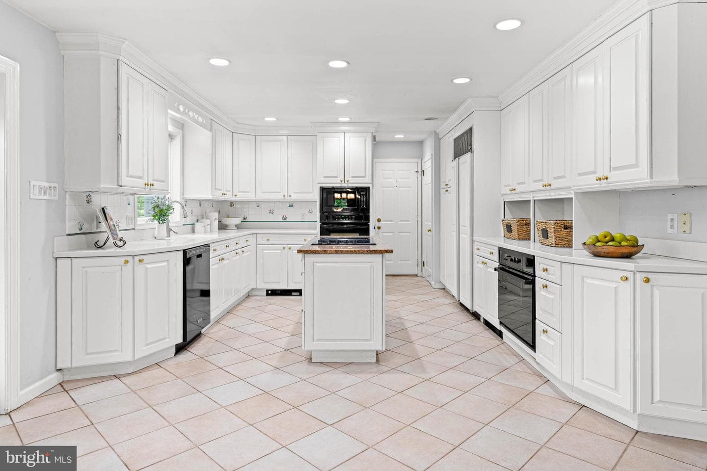 533 Gulph Road photo 11
