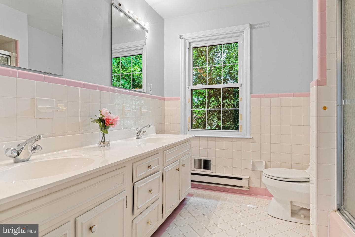 533 Gulph Road photo 23