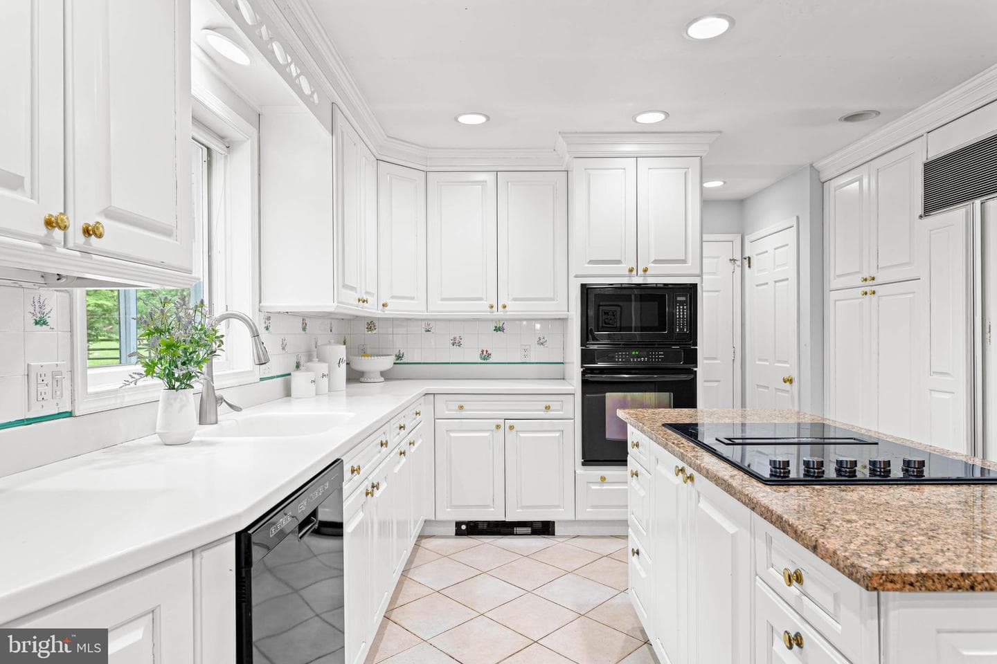 533 Gulph Road photo 9