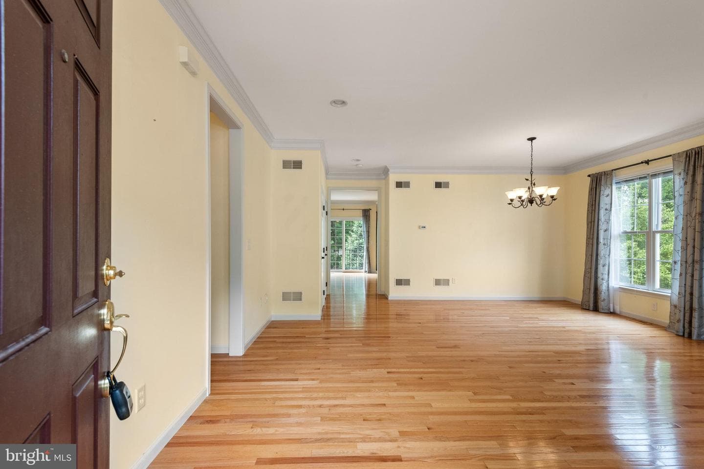 317 Hyde Park Road photo 3