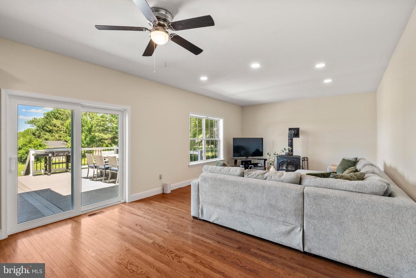 923 Chester Drive photo 10