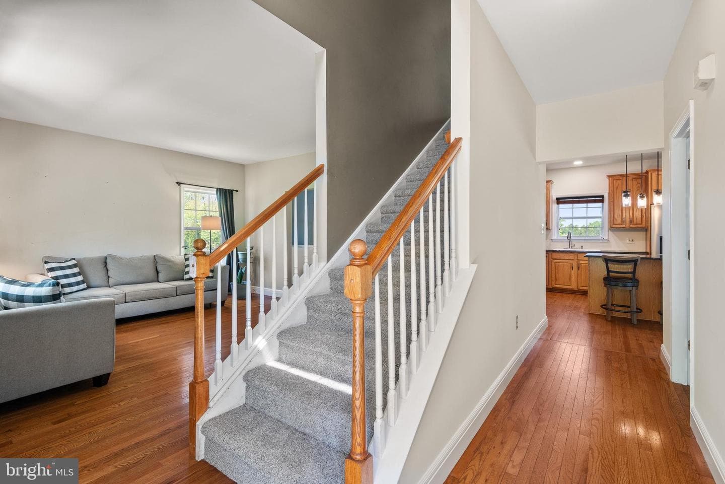 923 Chester Drive photo 2