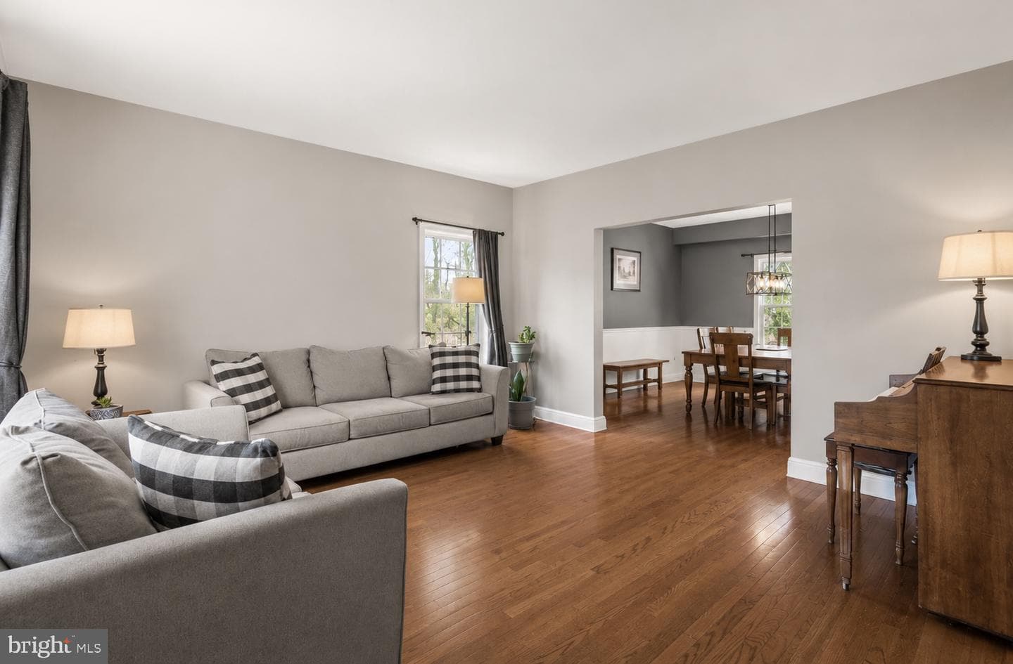 923 Chester Drive photo 3