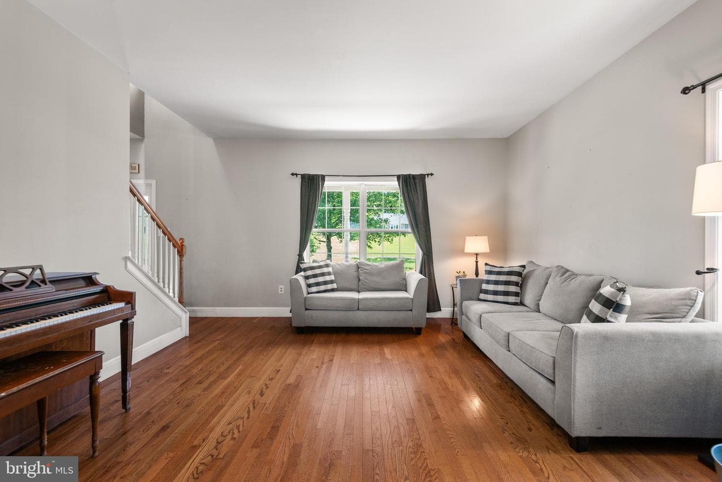 923 Chester Drive photo 4