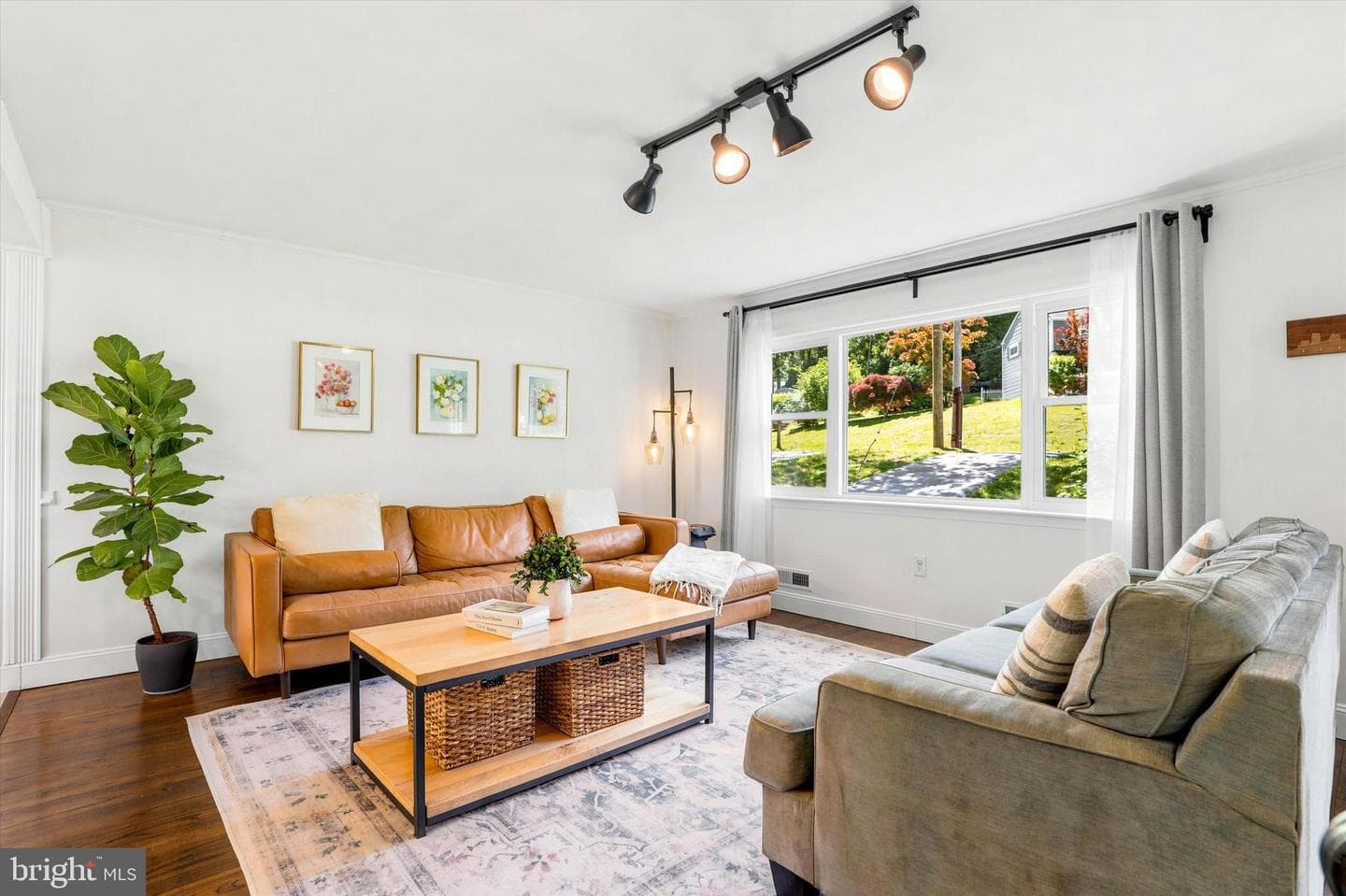 34 Sunset Dr photo 4