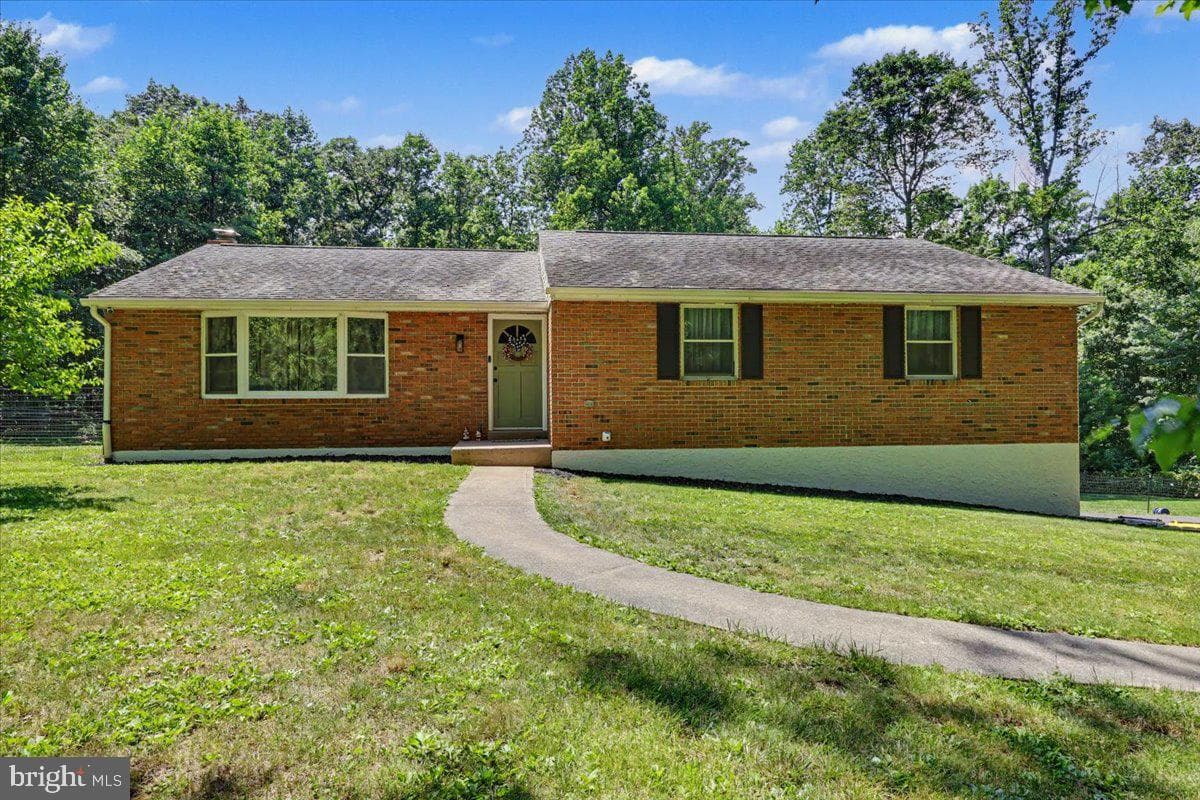 1199 Shenkel Road photo 3