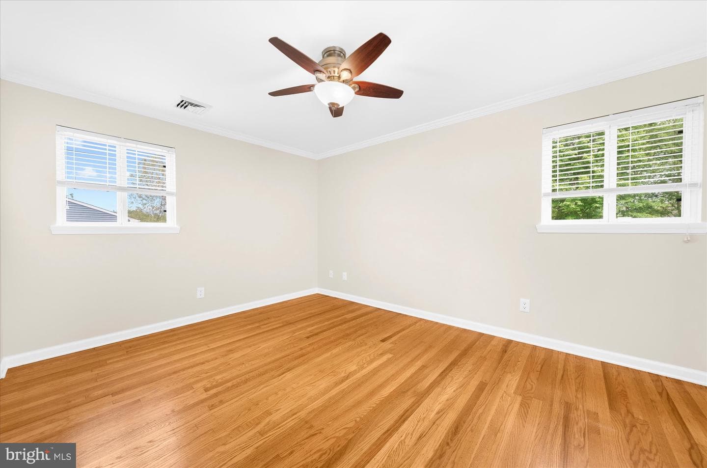 1249 W Evergreen Drive photo 10