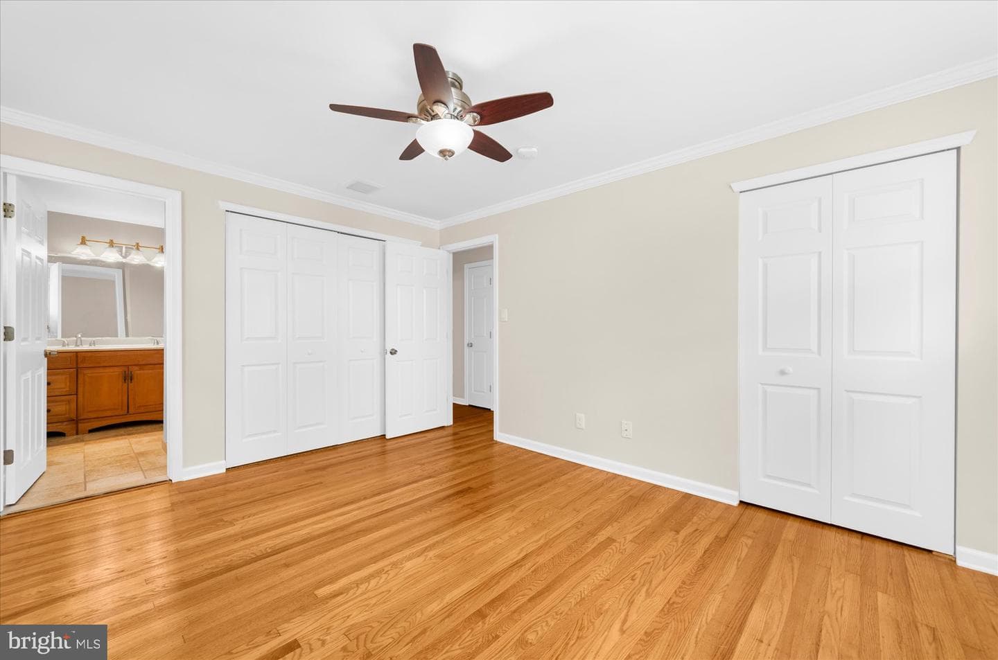 1249 W Evergreen Drive photo 11
