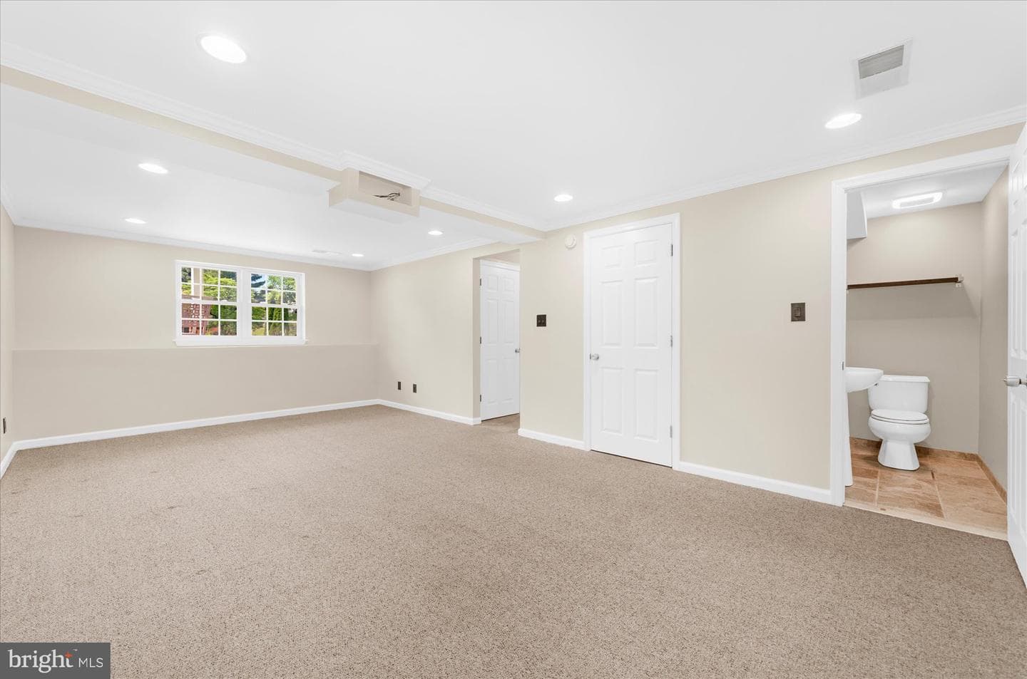 1249 W Evergreen Drive photo 17