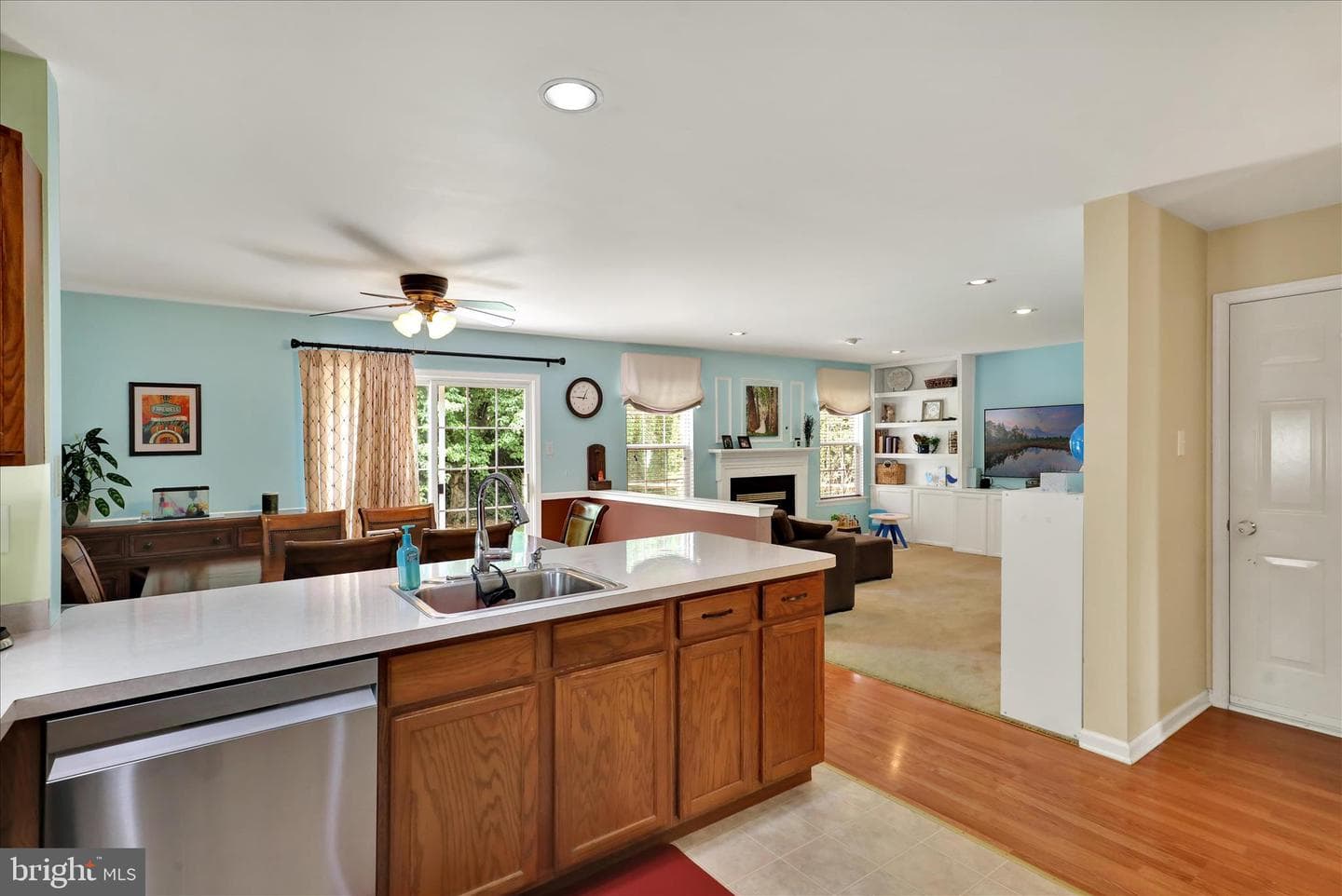 105 Marquis Drive photo 8