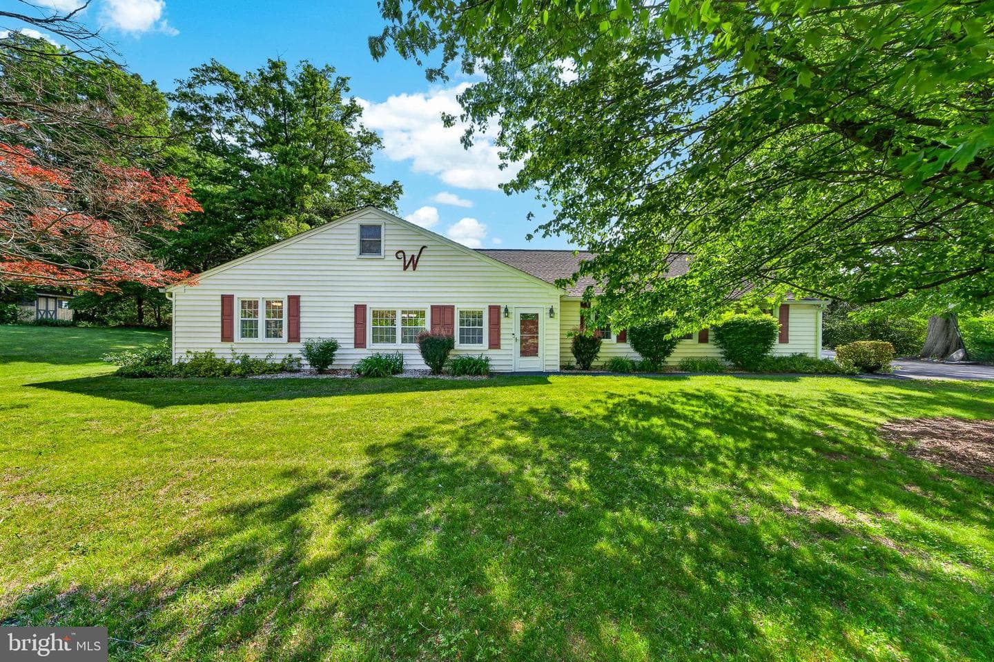 990 Ellis Woods Road