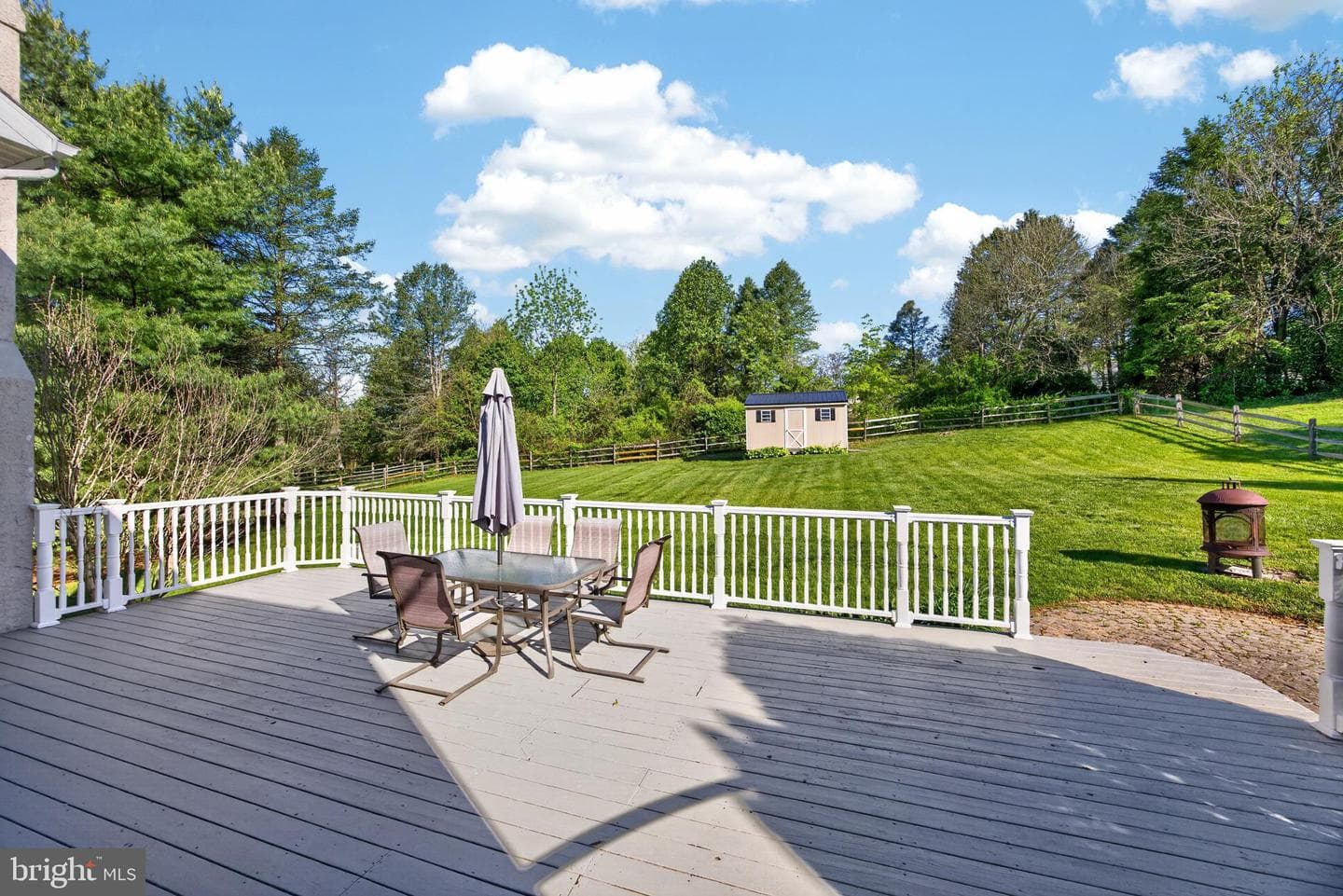 17 Oneida Court photo 22