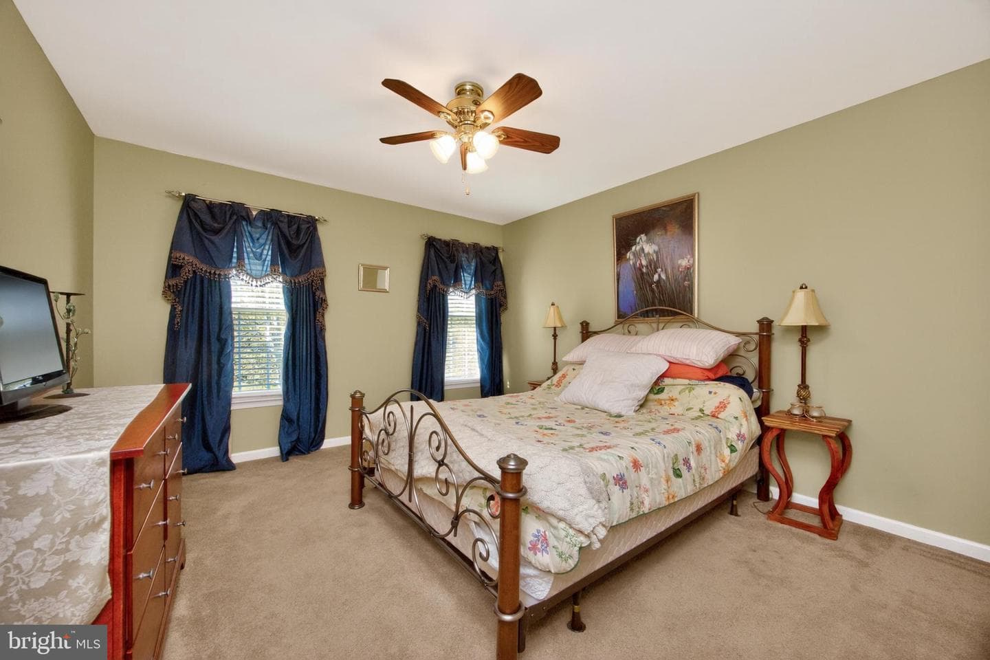 17 Oneida Court photo 31