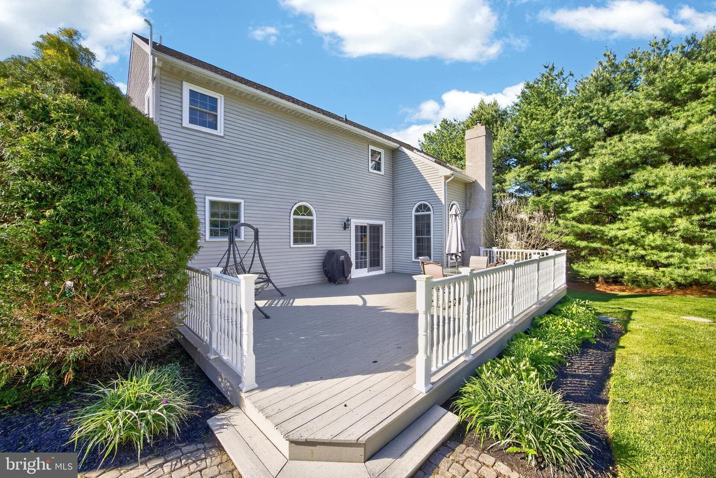 17 Oneida Court photo 43