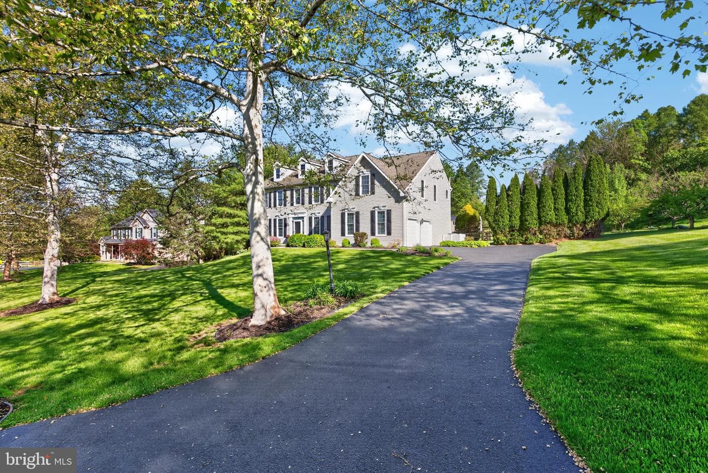 17 Oneida Court photo 50