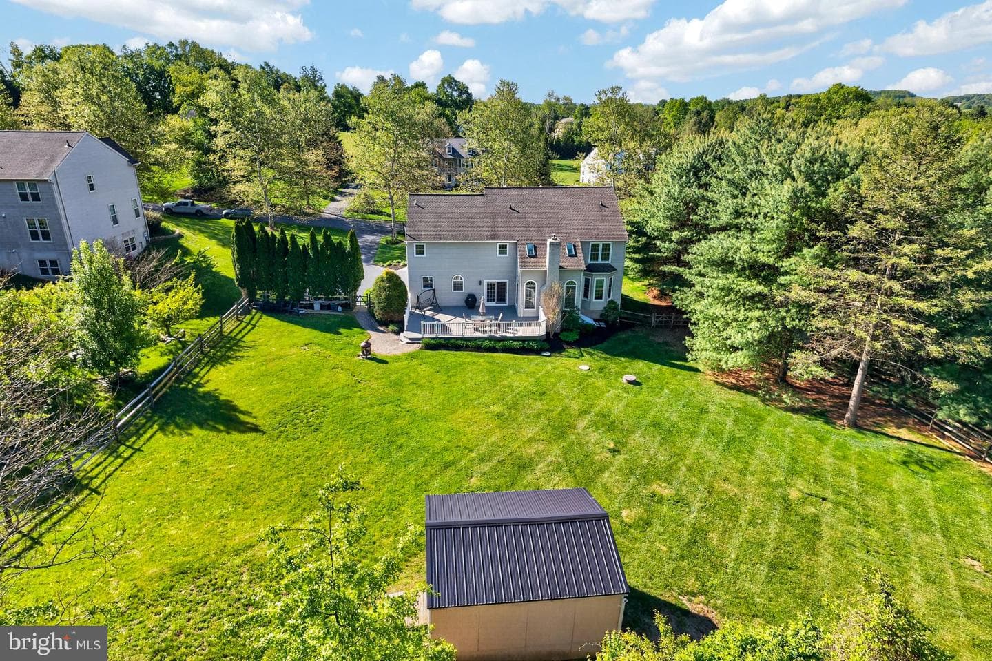 17 Oneida Court photo 51