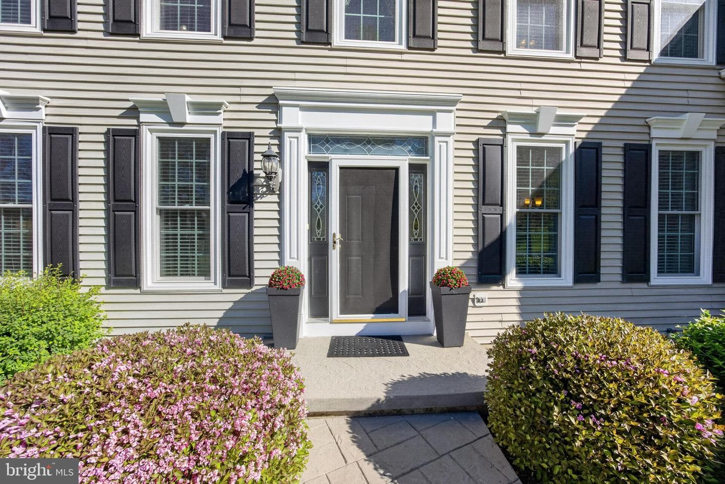 17 Oneida Court photo 6
