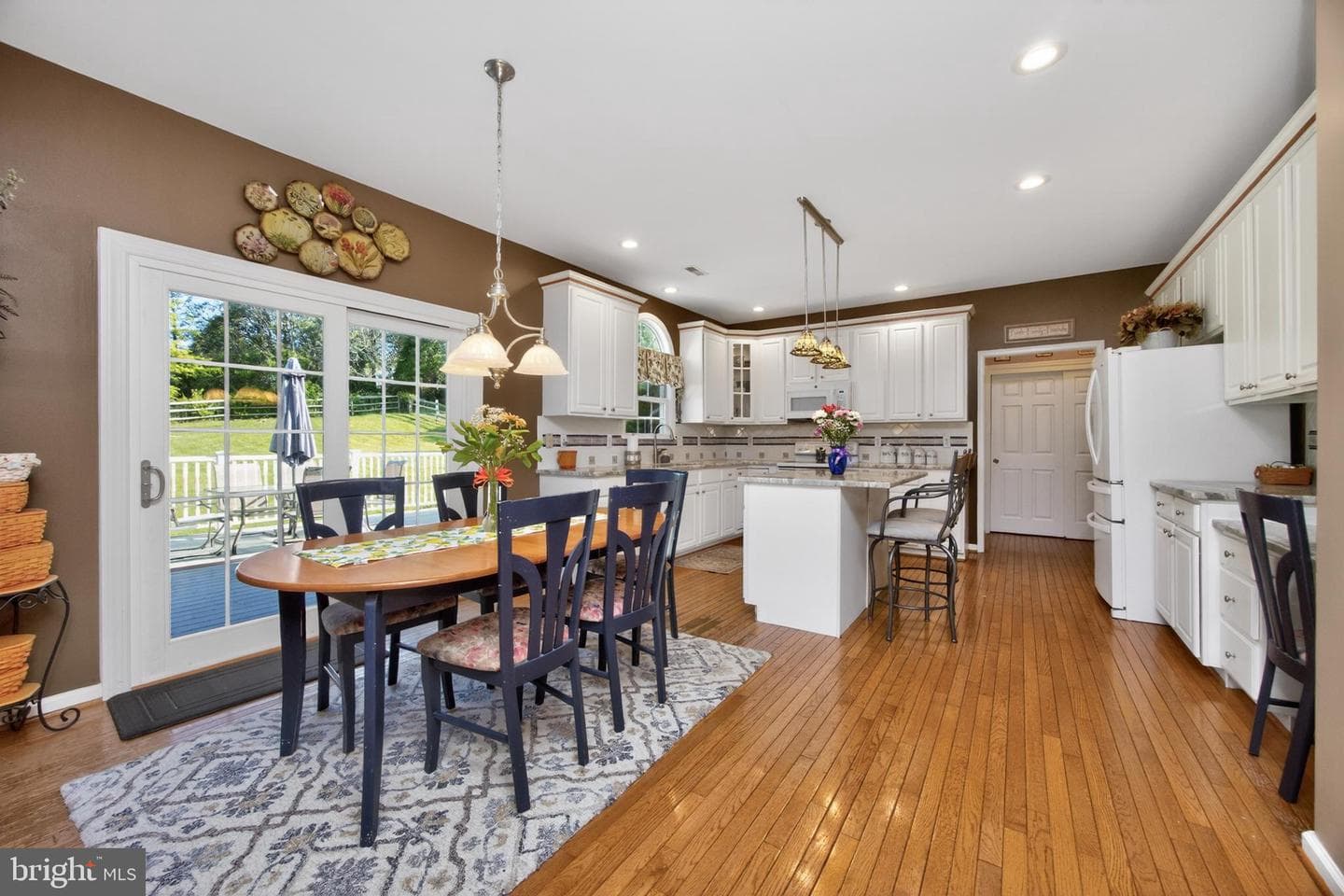 17 Oneida Court photo 9