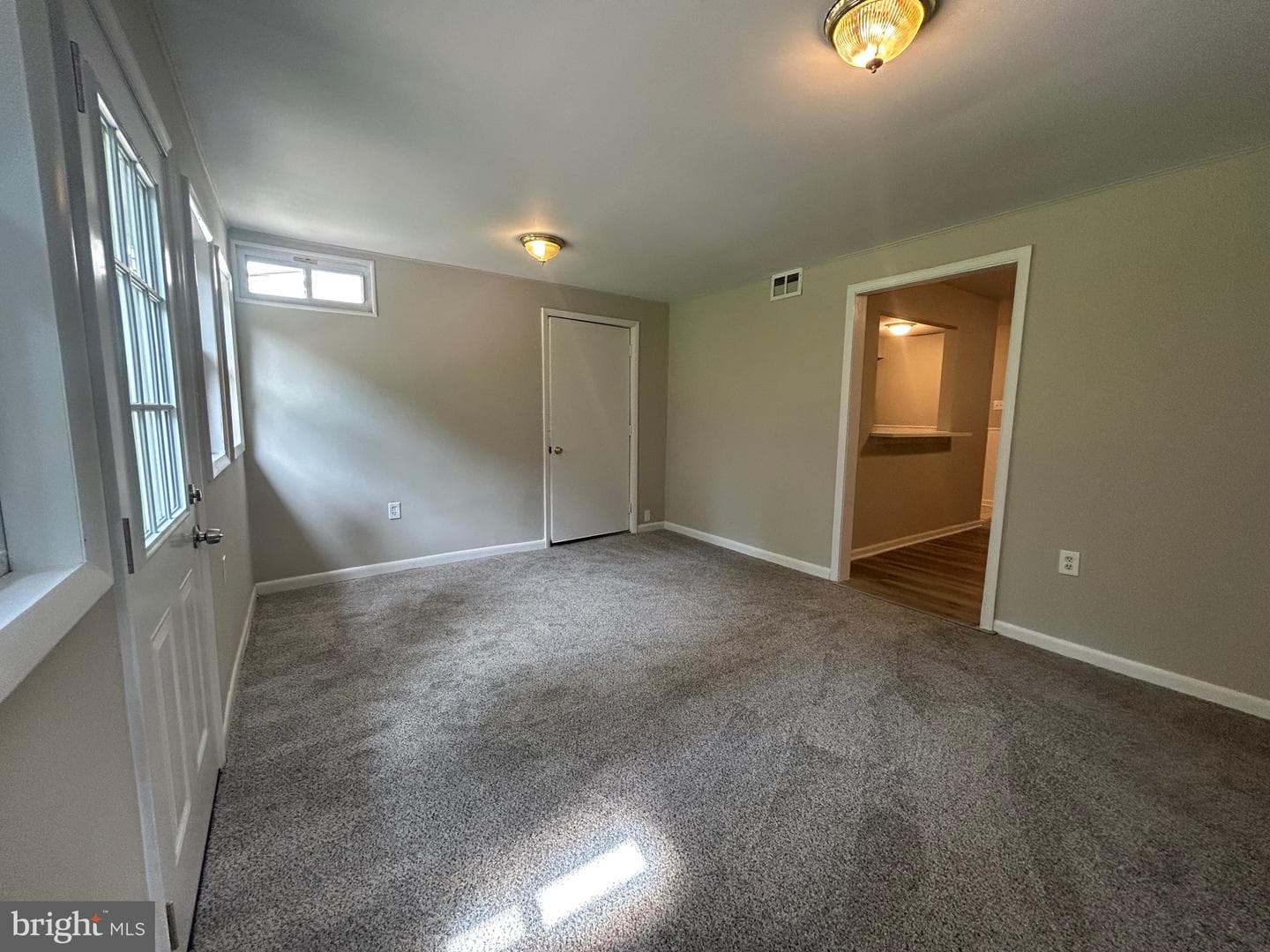 128 Denbigh Terrace photo 13