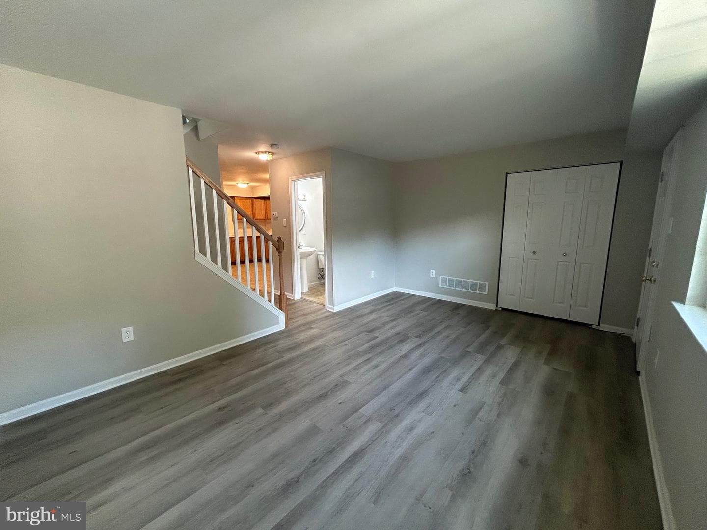 128 Denbigh Terrace photo 2