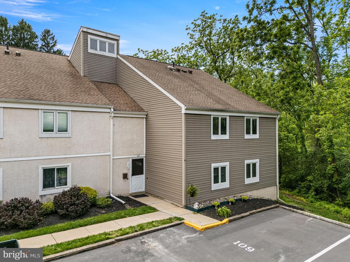 111 Harvest Lane #203 photo 1