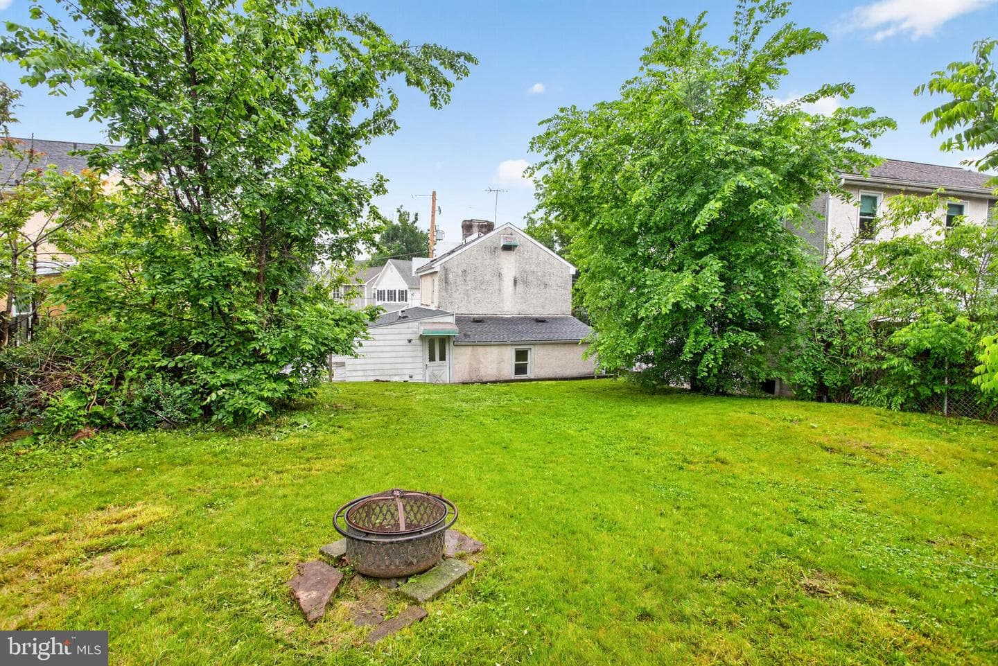 31 Emmett Street photo 27