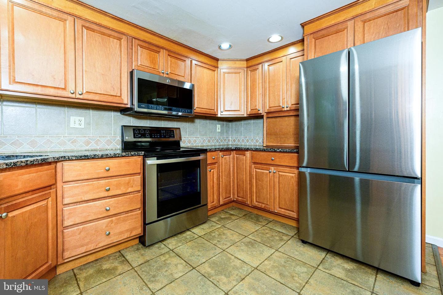 1304 Sherwood Drive photo 19