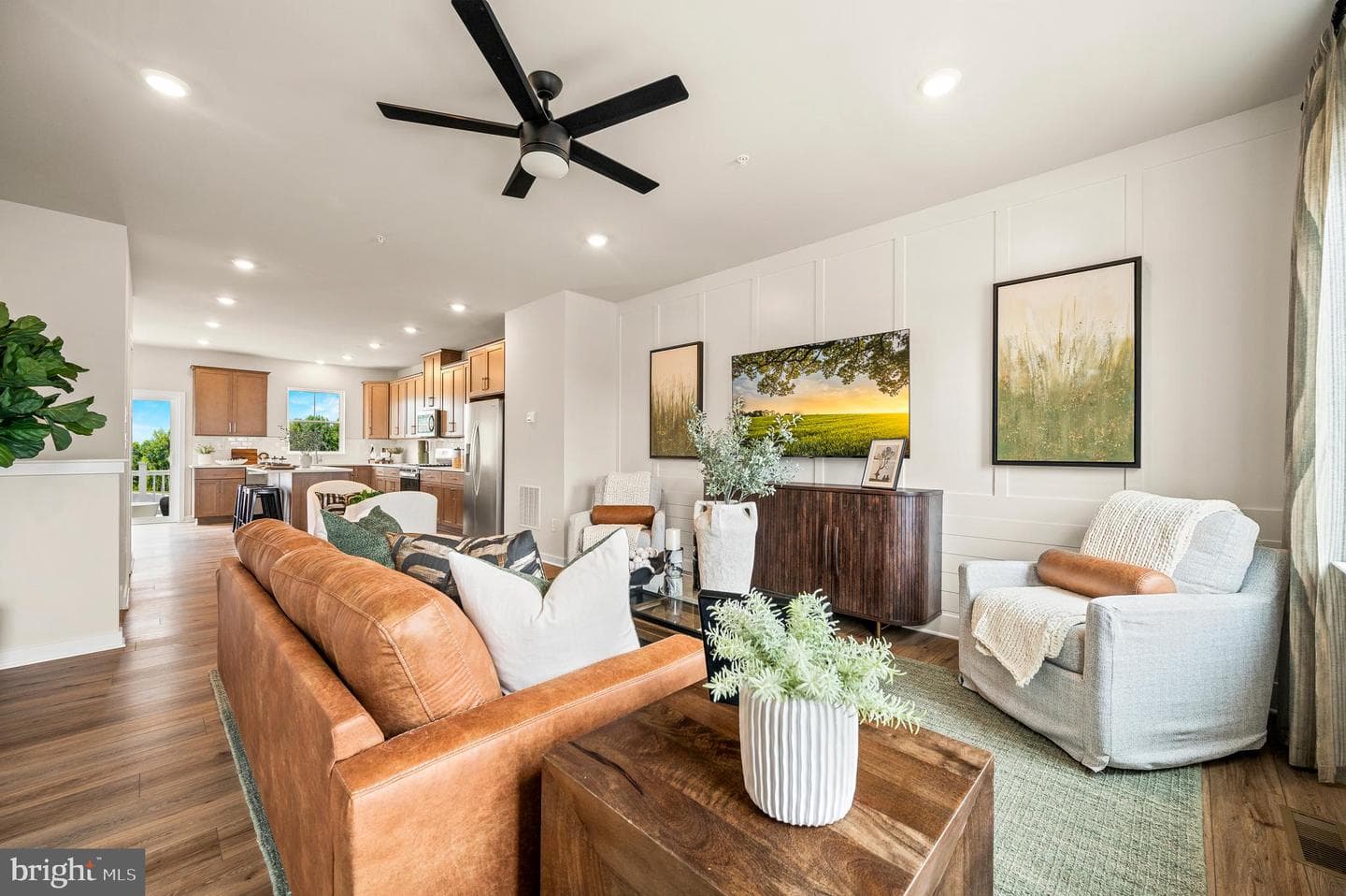 507 Titanium Street photo 15