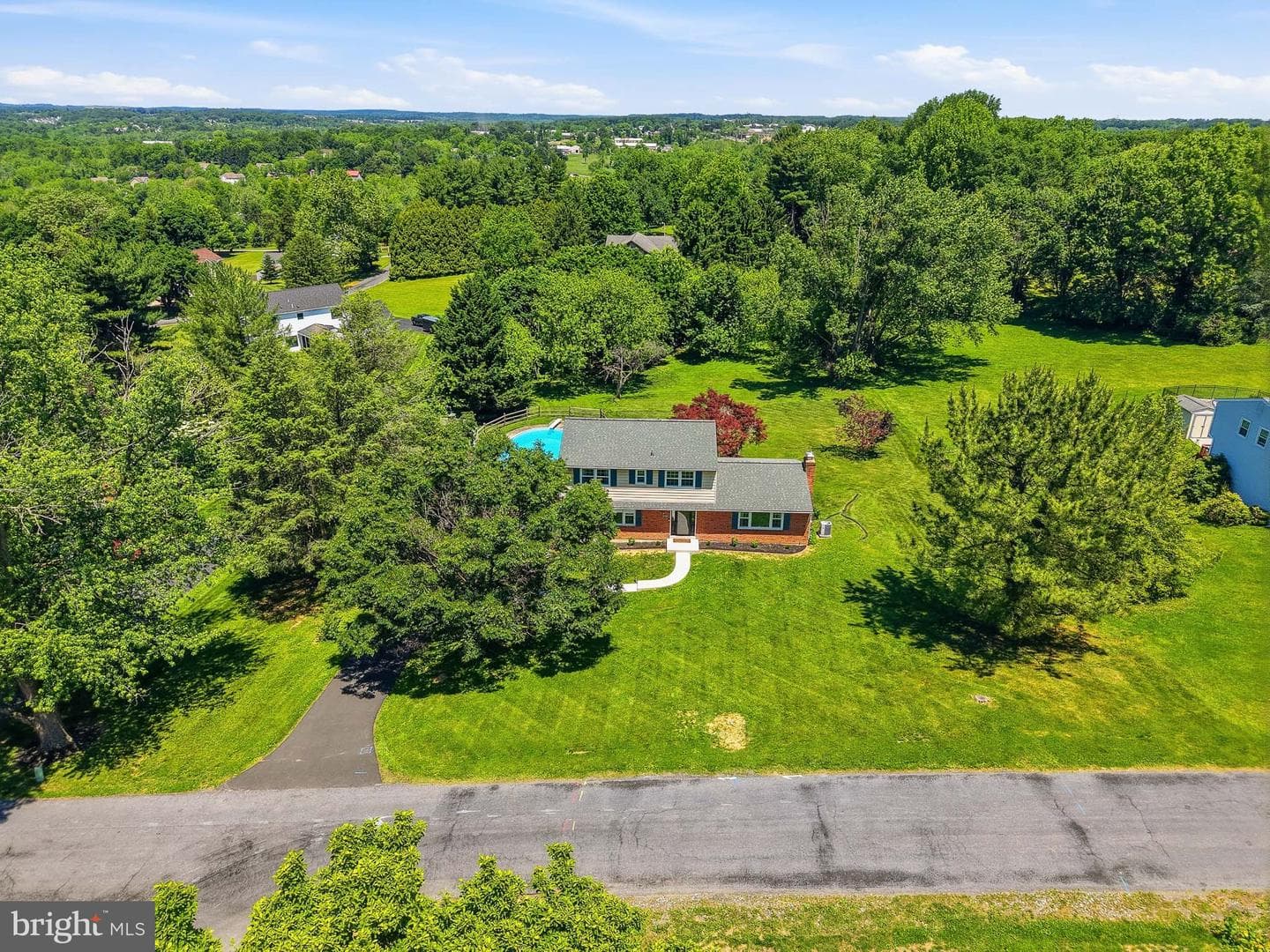 111 Skyline Drive photo 45