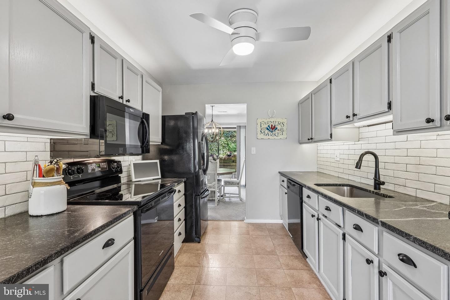 460 Lynetree Drive #21-C photo 12
