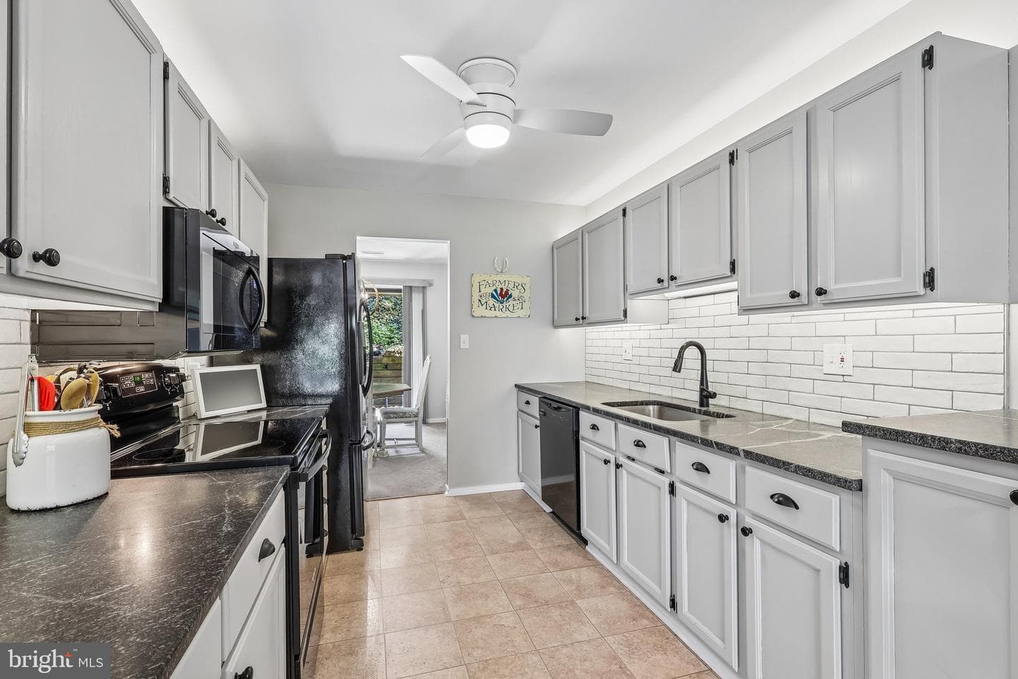 460 Lynetree Drive #21-C photo 13
