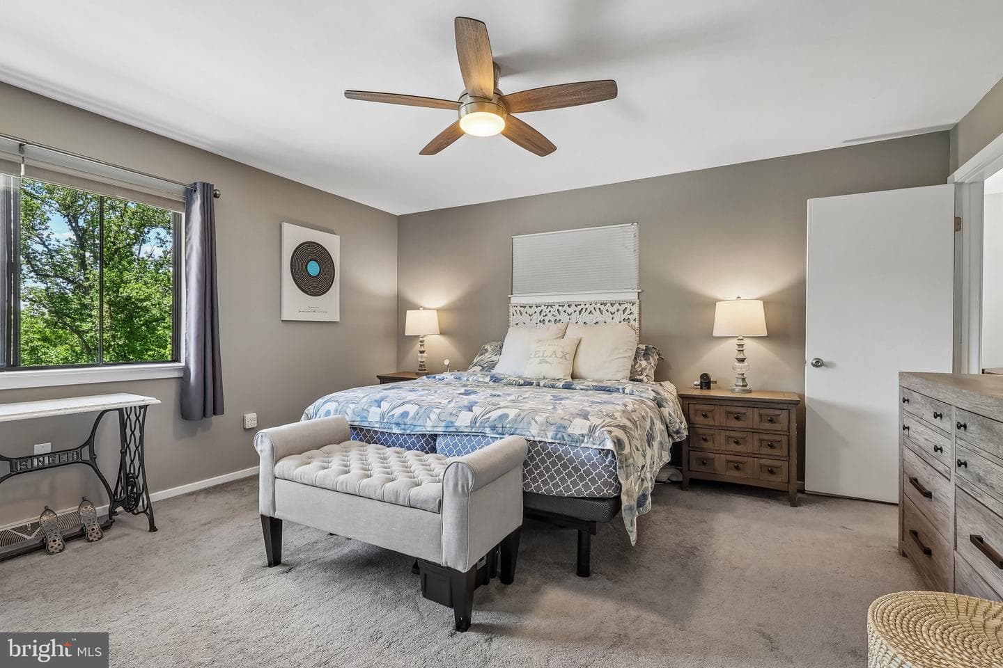 460 Lynetree Drive #21-C photo 18